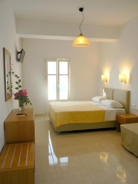 Anatoli Rooms Aegiali Exterior photo