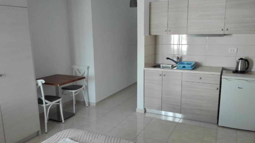 Anatoli Rooms Aegiali Exterior photo